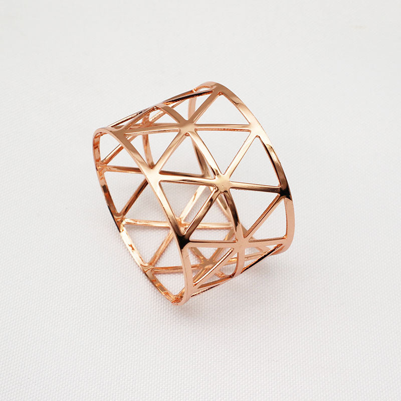 Metal Hollow Triangle Napkin Rings for Restaurants (Wholesale)