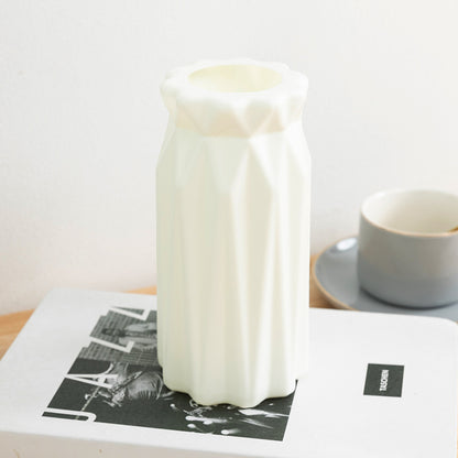 Nordic Style Durable Plastic Flower Vase for Home Decor