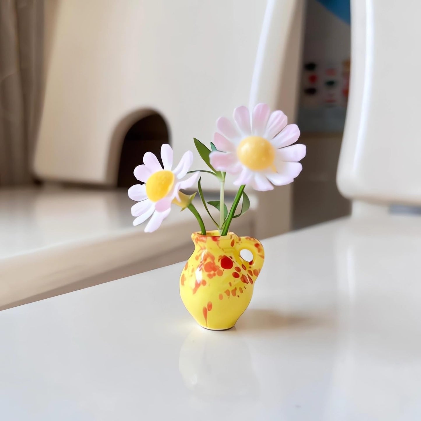 Mini Vase Refrigerator Magnets Set